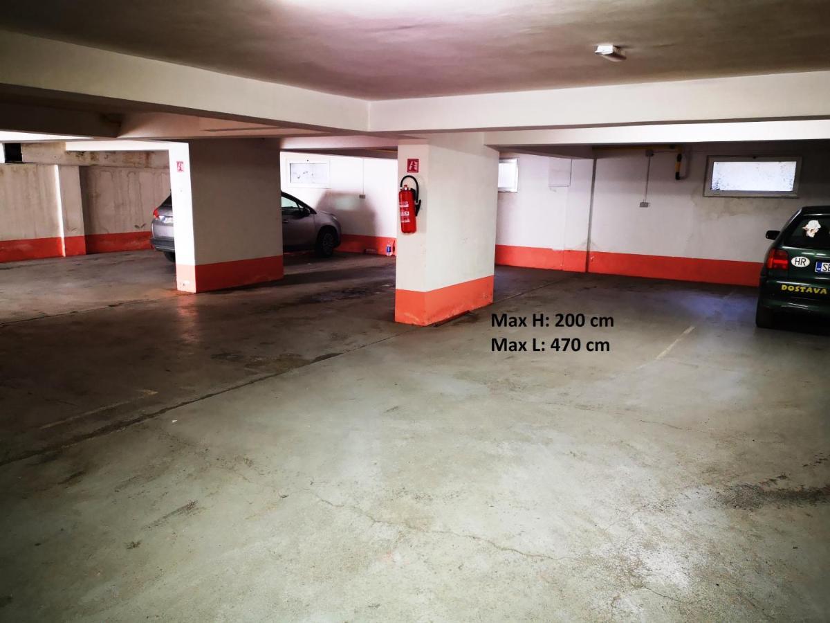 Apartment Lamar - Entry With Pin 0 - 24H, Underground Parking Garage, Elevator Slavonski Brod Exterior foto