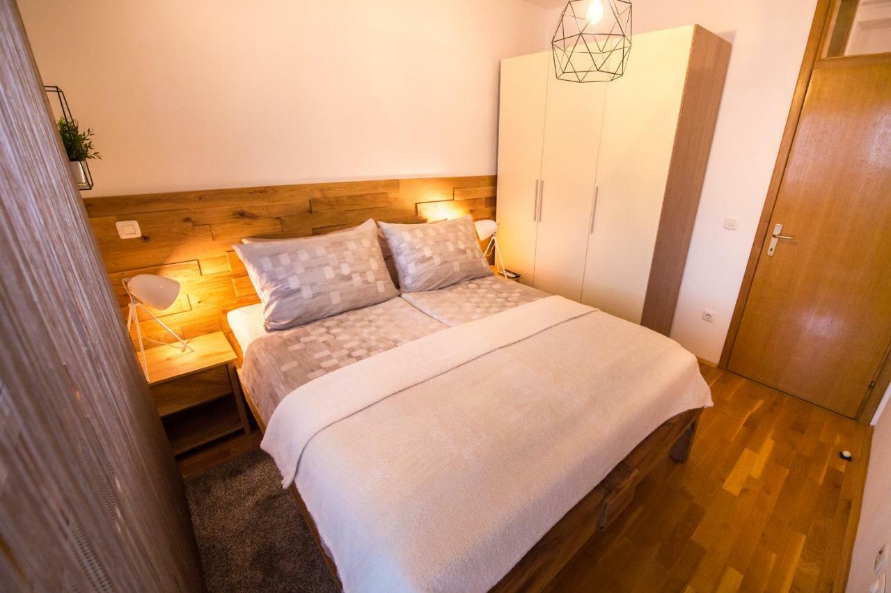 Apartment Lamar - Entry With Pin 0 - 24H, Underground Parking Garage, Elevator Slavonski Brod Exterior foto