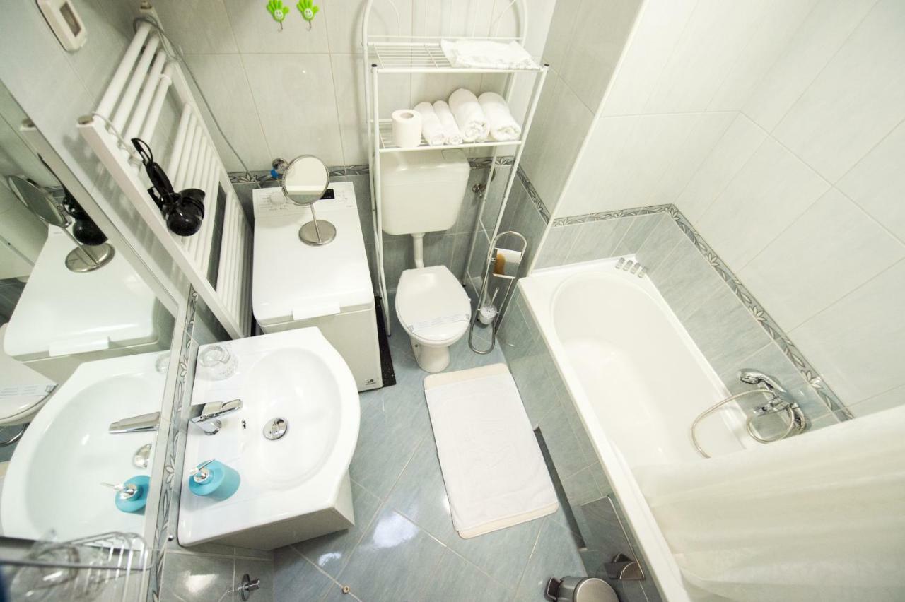 Apartment Lamar - Entry With Pin 0 - 24H, Underground Parking Garage, Elevator Slavonski Brod Exterior foto